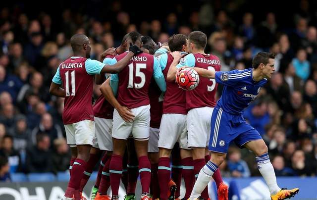 NBA：湖人险胜火箭 詹姆斯砍下35分
