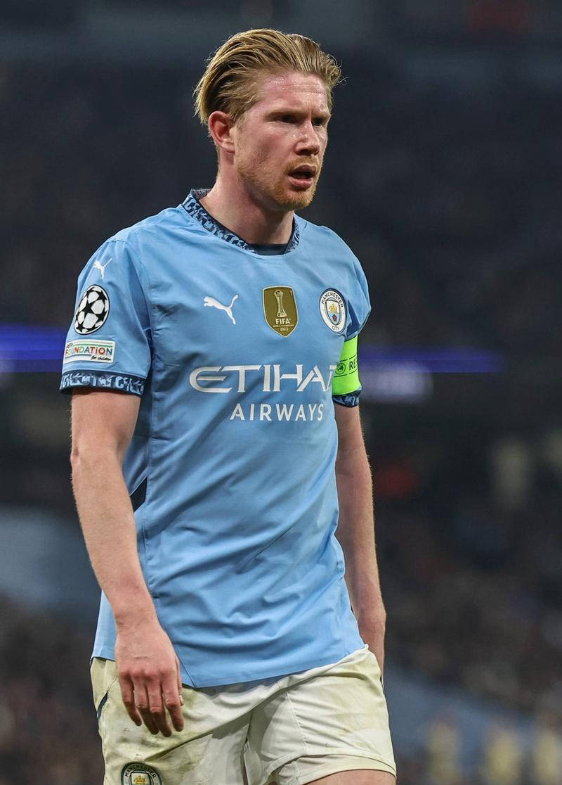 官方：多特与34岁第二门将亚历山大-迈尔续约至2027年