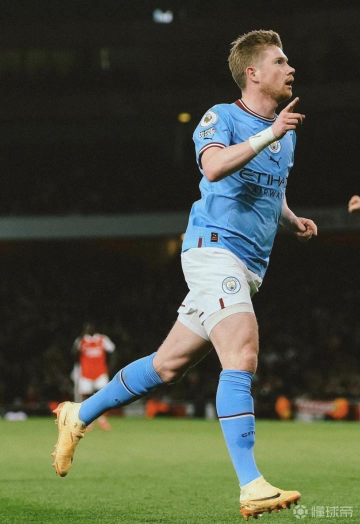 队报评法甲第14轮最佳阵：托万助朗斯登顶领衔，巴黎无人入选