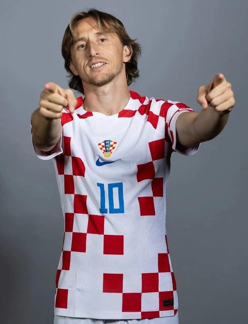 罗马诺：加纳乔与贝西克塔斯的转会传闻不实，他想留在英超