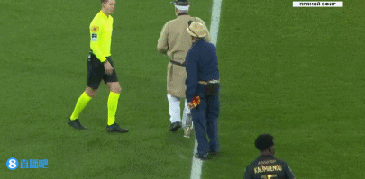 徐根宝：希望海港给国足输送更好的球员 我们的目标是世界杯