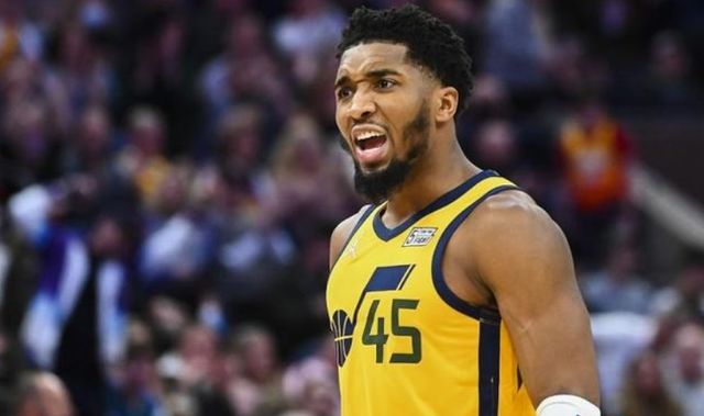 扮演支点角 扮演支点角